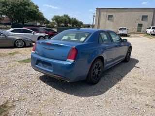 2023 Chrysler 300 Touring L AWD - Exterior Rear Right Corner Image